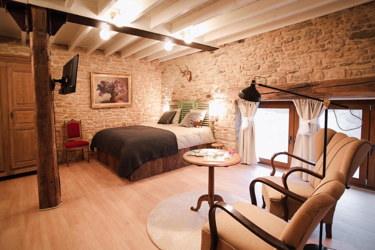 Les Chambres Du Chat Sainte-Cécile Exterior foto
